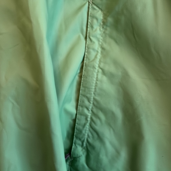 NWOT Eddie Bauer Green Hooded Full Zip Windbreaker/Rain Coat Size S - Picture 4 of 13